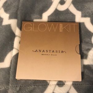 Anastasia Sun Dipped Glow Kit